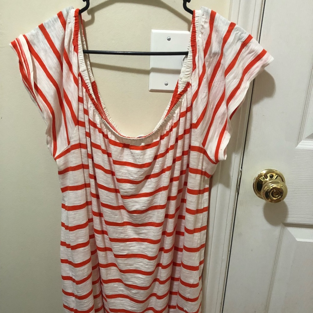 Old Navy off the shoulder tee